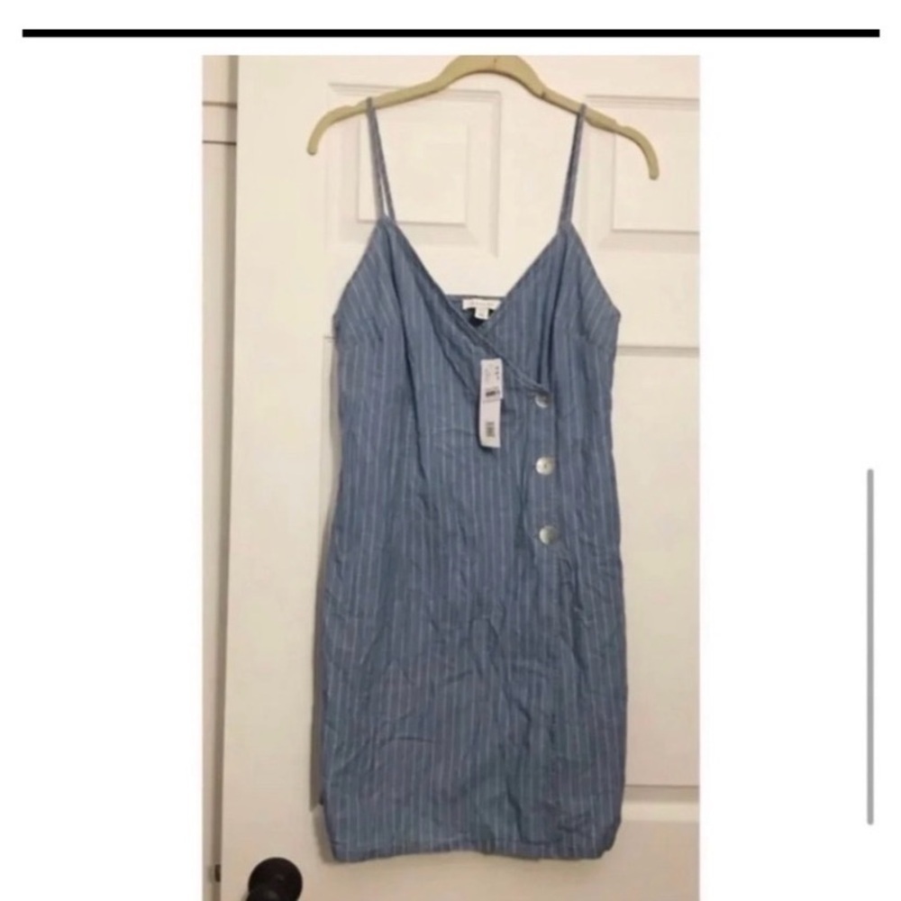 TOPSHOP Chambray Striped Mini Dress - Picture 5 of 7